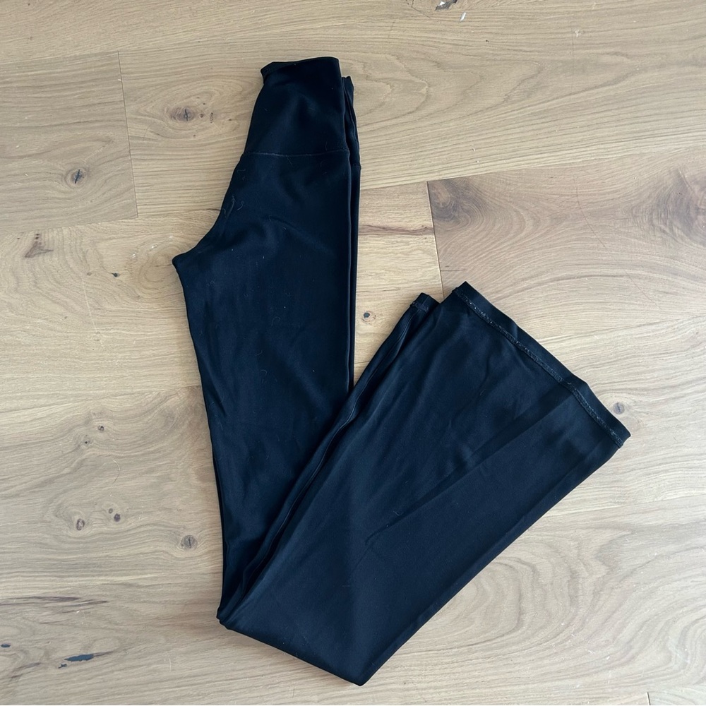 OFFLINE bell shaped leggings